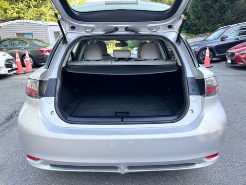 Used 2012 Lexus CT 200h Premium w/ Leather Pkg FWD image 19