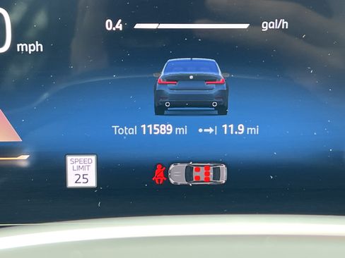Certified 2025 BMW 330i Sedan RWD image 22