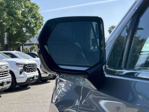 New 2026 Chevrolet Tahoe Premier AWD/4WD image 21