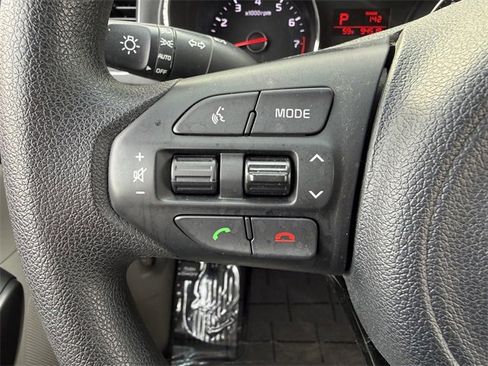 Used 2016 Kia Sedona LX w/ Option Group 020 image 16