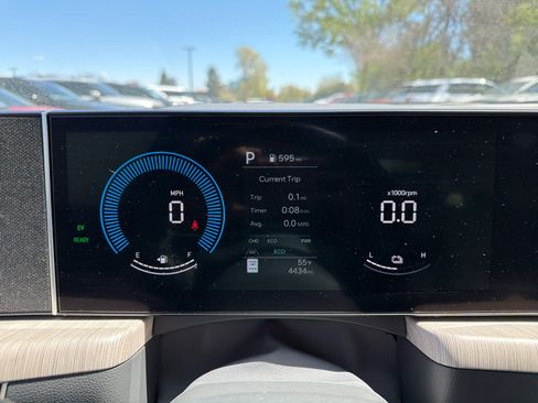 Certified 2025 Hyundai Sonata SEL FWD image 8