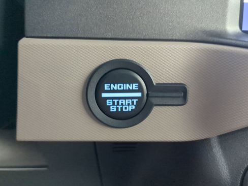 Used 2024 Ford Bronco Wildtrak AWD/4WD image 26