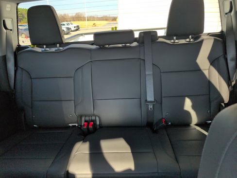 New 2026 GMC Sierra 2500 Pro w/ Convenience Package image 25