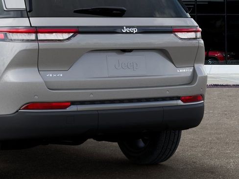 New 2026 Jeep Grand Cherokee Limited AWD/4WD image 13