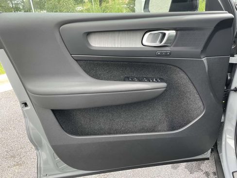 New 2026 Volvo XC40 B4 Plus w/ Protection Package Premier image 6