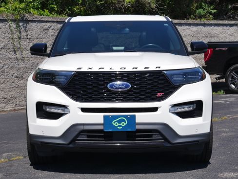 Used 2021 Ford Explorer ST w/ Equipment Group 401A AWD/4WD image 2