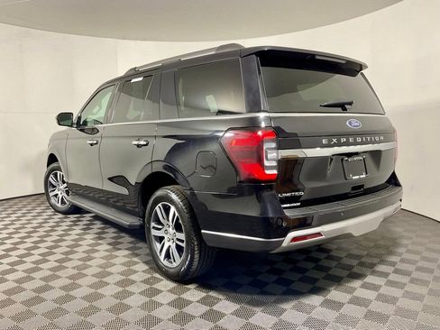 Used 2024 Ford Expedition Limited image 12
