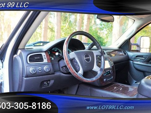 Used 2014 GMC Sierra 3500 Denali w/ Suspension Package, Off-Road AWD/4WD image 12