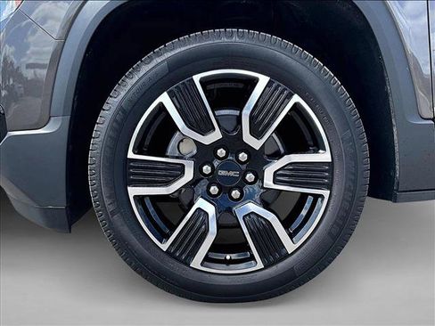 Used 2019 GMC Acadia SLT w/ Black Edition FWD image 10