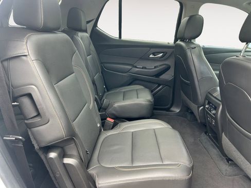 Used 2021 Chevrolet Traverse Premier w/ Redline Edition FWD image 24