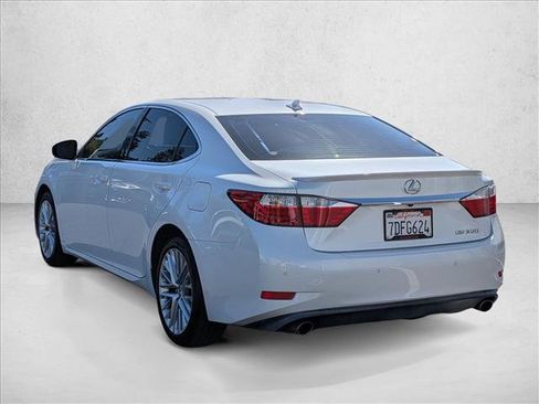 Used 2014 Lexus ES 350 w/ Luxury Package FWD image 8