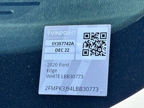 Used 2020 Ford Edge ST-Line image 30