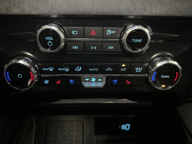 Used 2026 Ford F250 Platinum AWD/4WD image 22