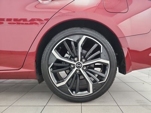 Used 2024 Nissan Altima 2.5 SR w/ SR Premium Package image 34