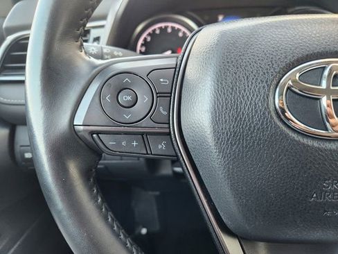 Used 2024 Toyota Camry SE image 29
