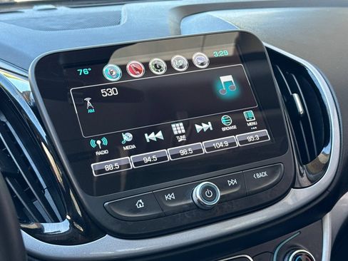 Used 2017 Chevrolet Volt LT FWD image 26