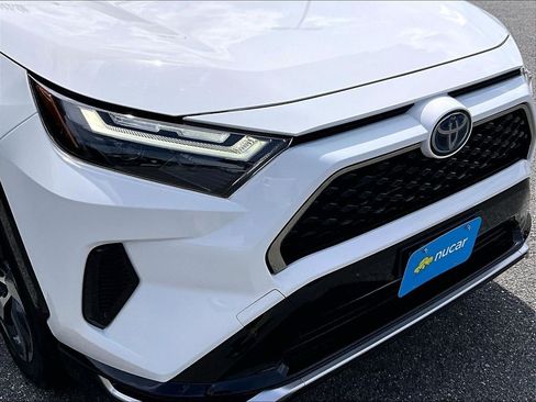 Used 2023 Toyota RAV4 SE w/ Weather & Moonroof Package AWD/4WD image 32