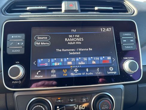 Used 2023 Nissan Leaf S image 16