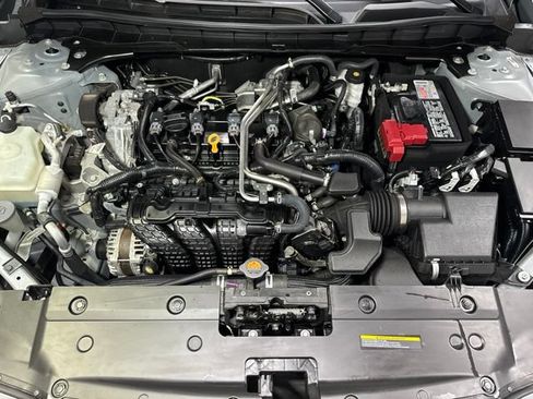 Used 2023 Nissan Altima 2.5 SL AWD/4WD image 11
