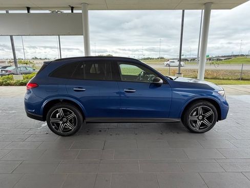 Used 2025 Mercedes-Benz GLC 300 4MATIC image 8