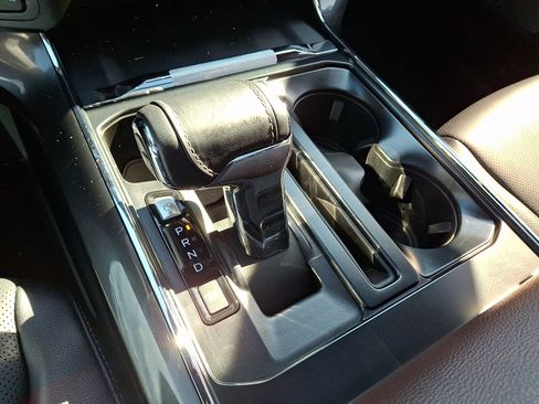 Used 2023 Ford F150 Lariat w/ Equipment Group 502A High image 18