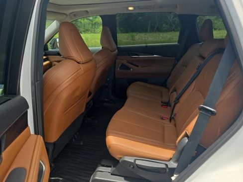 Certified 2023 INFINITI QX60 Sensory w/ Cargo Package AWD/4WD image 18