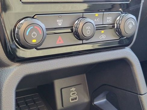 New 2025 Ford Ranger XLT w/ Convenience Package image 18