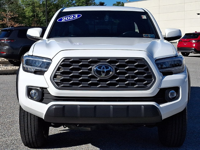 Used 2023 Toyota Tacoma TRD Off-Road AWD/4WD image 5
