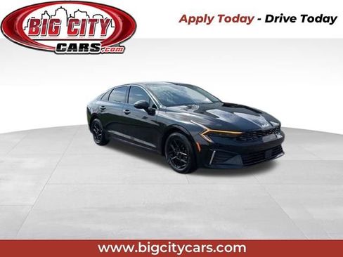 Used 2025 Kia K5 LXS image 1