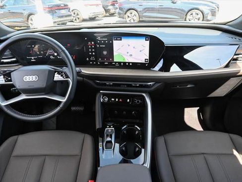 Certified 2025 Audi Q5 Premium w/ Convenience Package AWD/4WD image 5