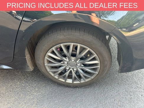 Used 2023 Toyota Corolla LE FWD image 11
