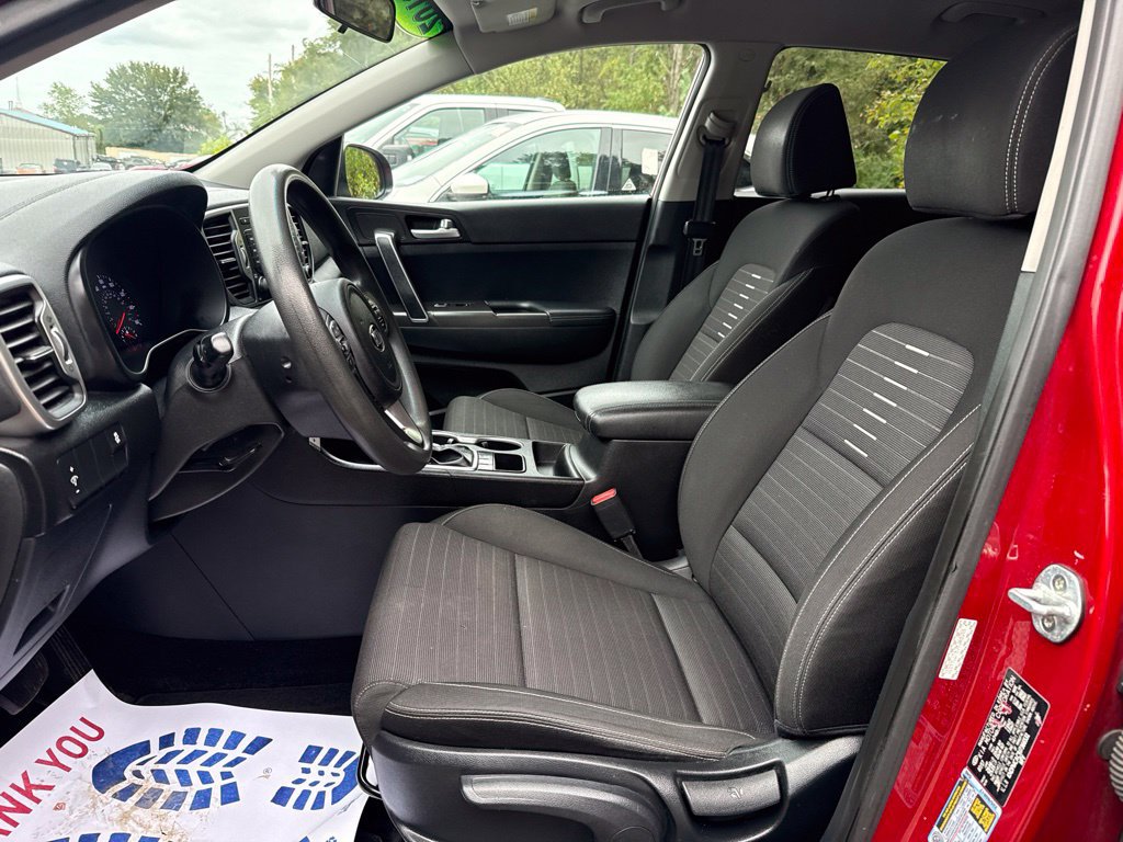 Used 2018 Kia Sportage LX AWD/4WD image 12