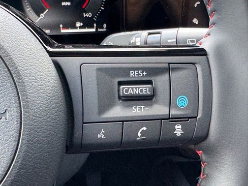 New 2025 Nissan Kicks SR w/ SR Premium Package image 19