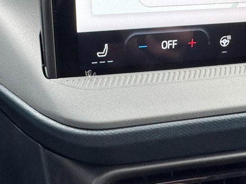 New 2025 Ford Maverick Tremor image 16