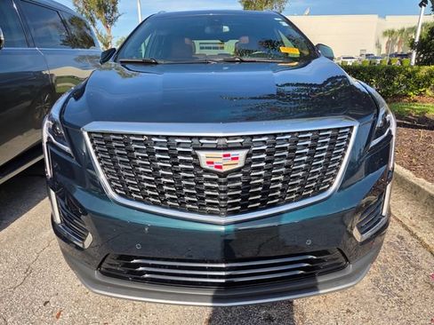 Used 2025 Cadillac XT5 Premium Luxury w/ LPO, Floor Liner Package FWD image 2