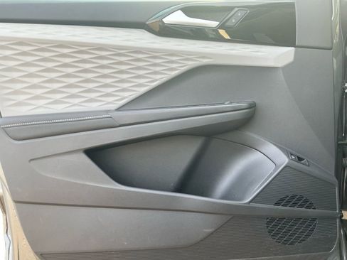 Used 2024 Volkswagen Taos S image 21