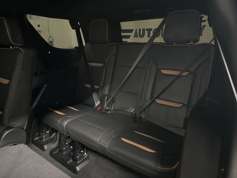 Used 2024 GMC Yukon AT4 w/ Technology Package image 36