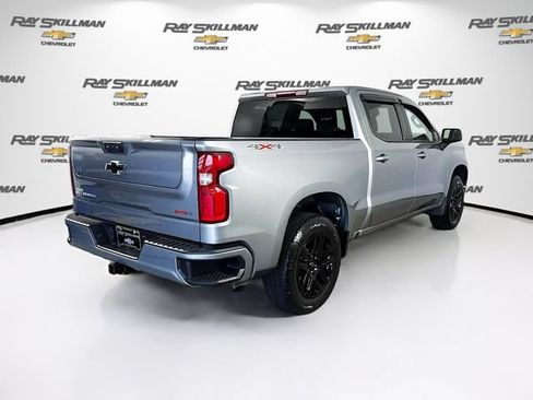 Used 2024 Chevrolet Silverado 1500 RST AWD/4WD image 7