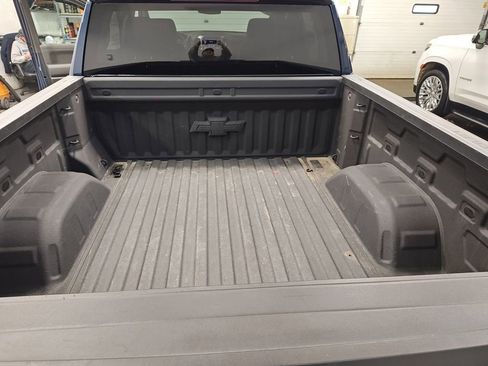 Used 2022 Chevrolet Silverado 1500 LT w/ Bed Protection Package image 34