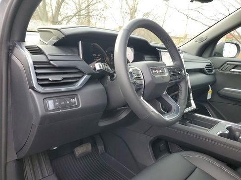 New 2026 GMC Acadia Elevation image 19