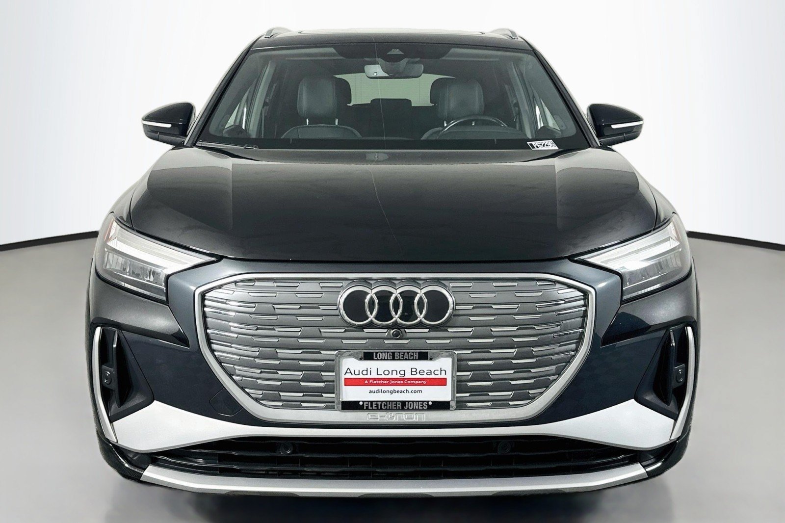 Used 2023 Audi Q4 e-tron Premium Plus w/ Premium Plus AWD/4WD image 2