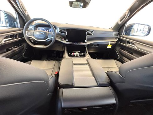 New 2026 Jeep Grand Wagoneer Limited AWD/4WD image 20