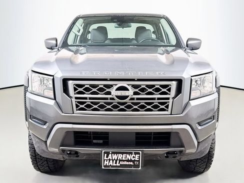 Used 2022 Nissan Frontier SV AWD/4WD image 2