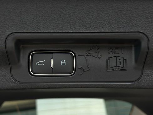 New 2026 Ford Explorer Active image 64