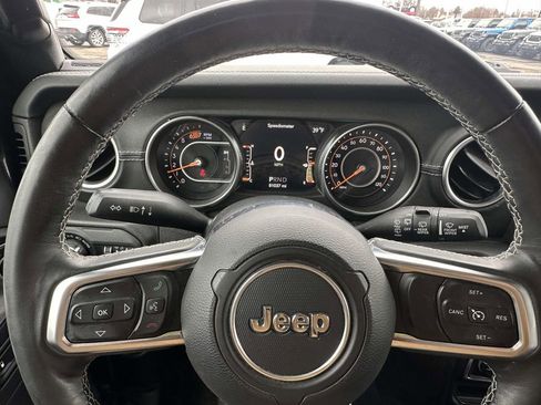 Used 2018 Jeep Wrangler Unlimited Sahara w/ Cold Weather Group image 23