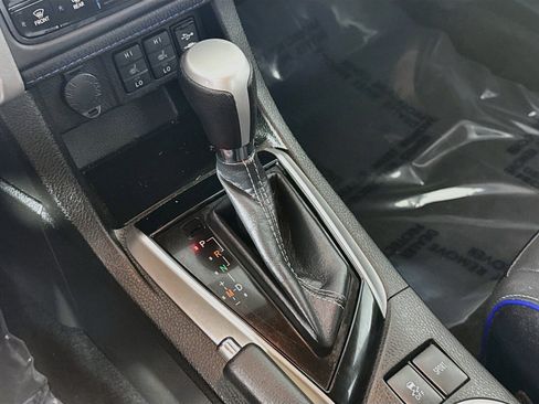 Used 2019 Toyota Corolla XSE FWD image 20