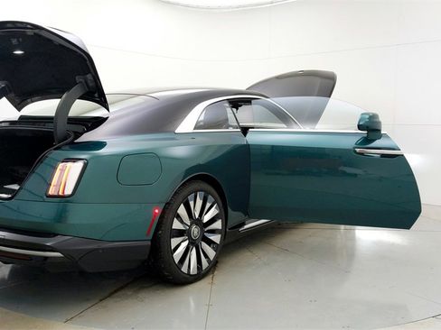 Used 2024 Rolls-Royce Spectre w/ Spectre Launch Package image 15
