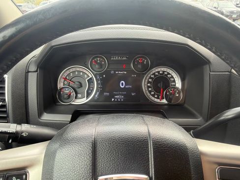 Used 2017 RAM 2500 Laramie w/ Convenience Group AWD/4WD image 13