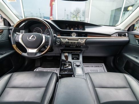 Used 2015 Lexus ES 350 w/ Premium Package FWD image 14
