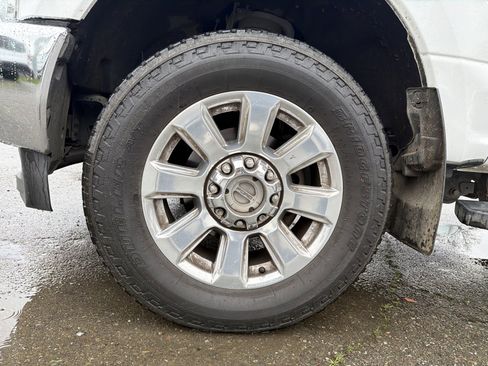 Used 2017 Ford F350 Lariat w/ Lariat Ultimate Package image 9